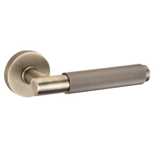 Round rosette handle in Zamak